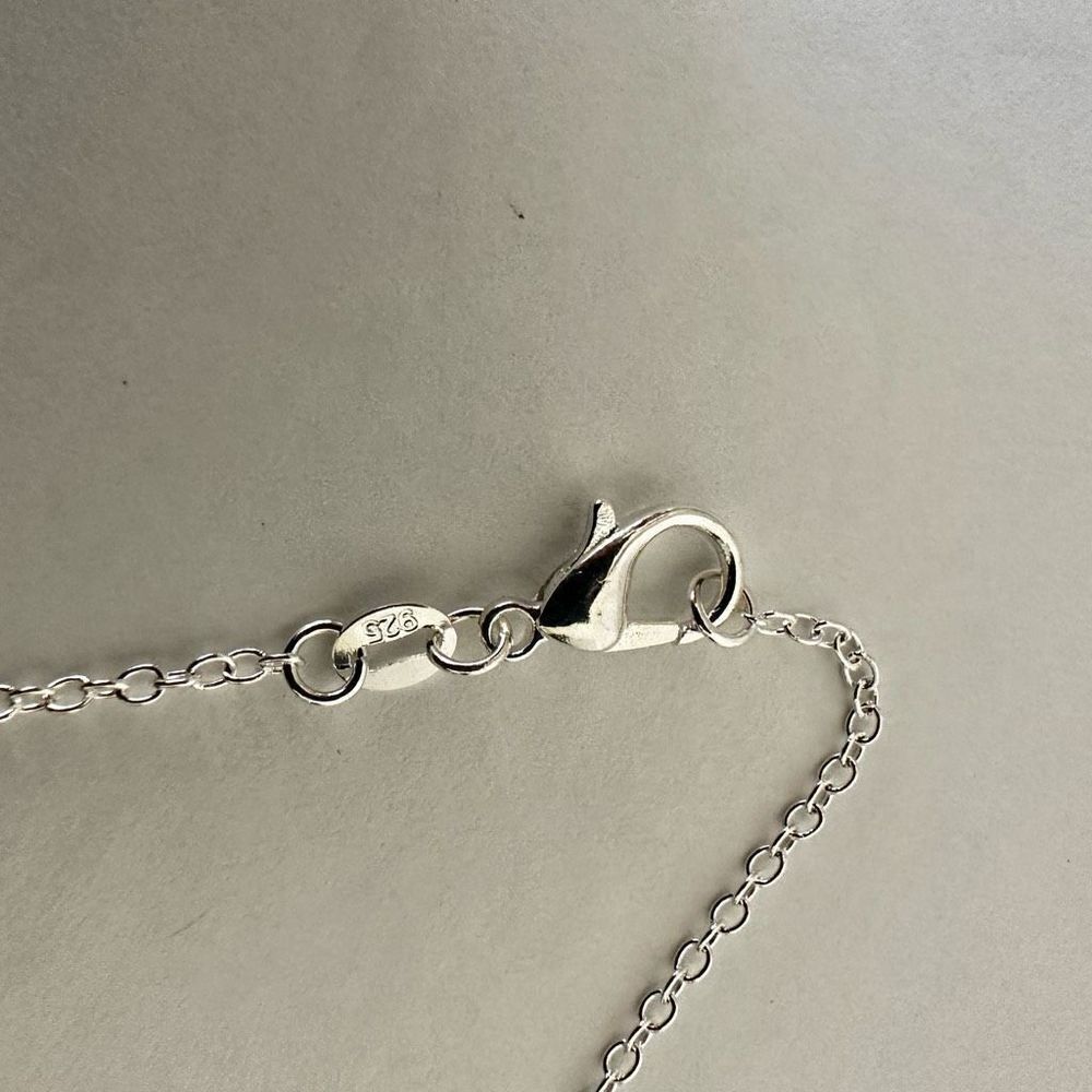 Silver tone heart pendant necklace - Picture 9 of 9
